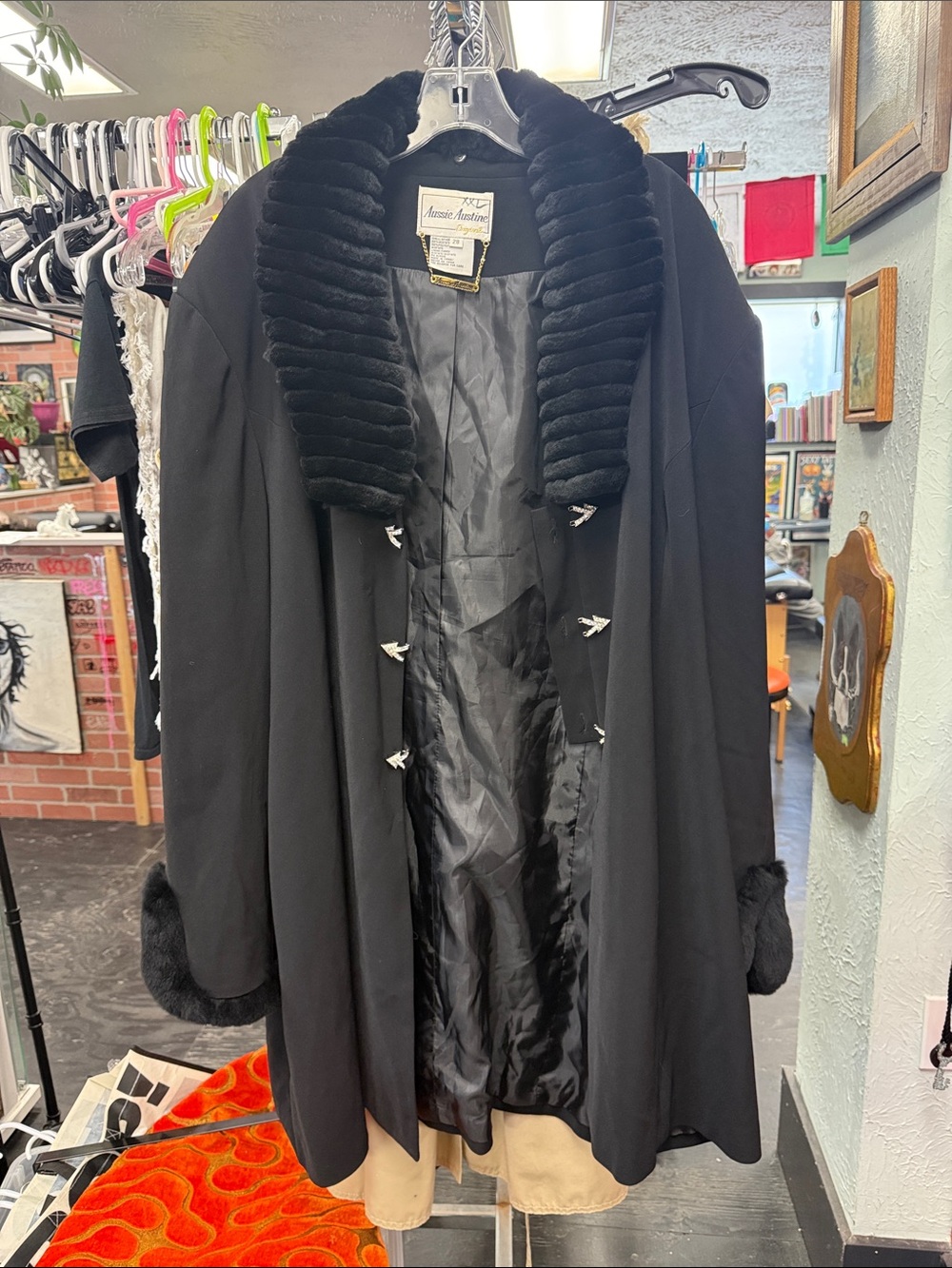 Vintage Black Aussie Austin’s Women's Coat with Faux Fur Trim